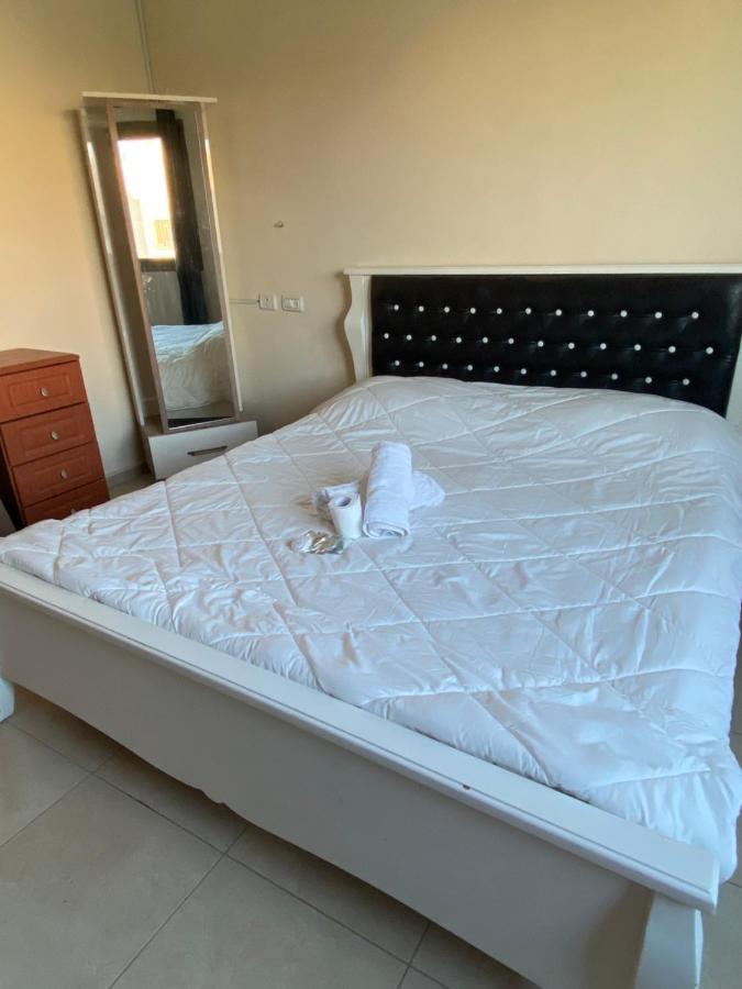 Jericho Waleed'S Hostel Exterior photo
